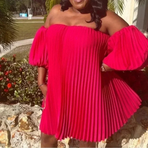 EXPRESS evening dress, HOT PINK MUST HAVE ! NEW!pleated,Romantic,gala,oversized - Picture 4 of 15